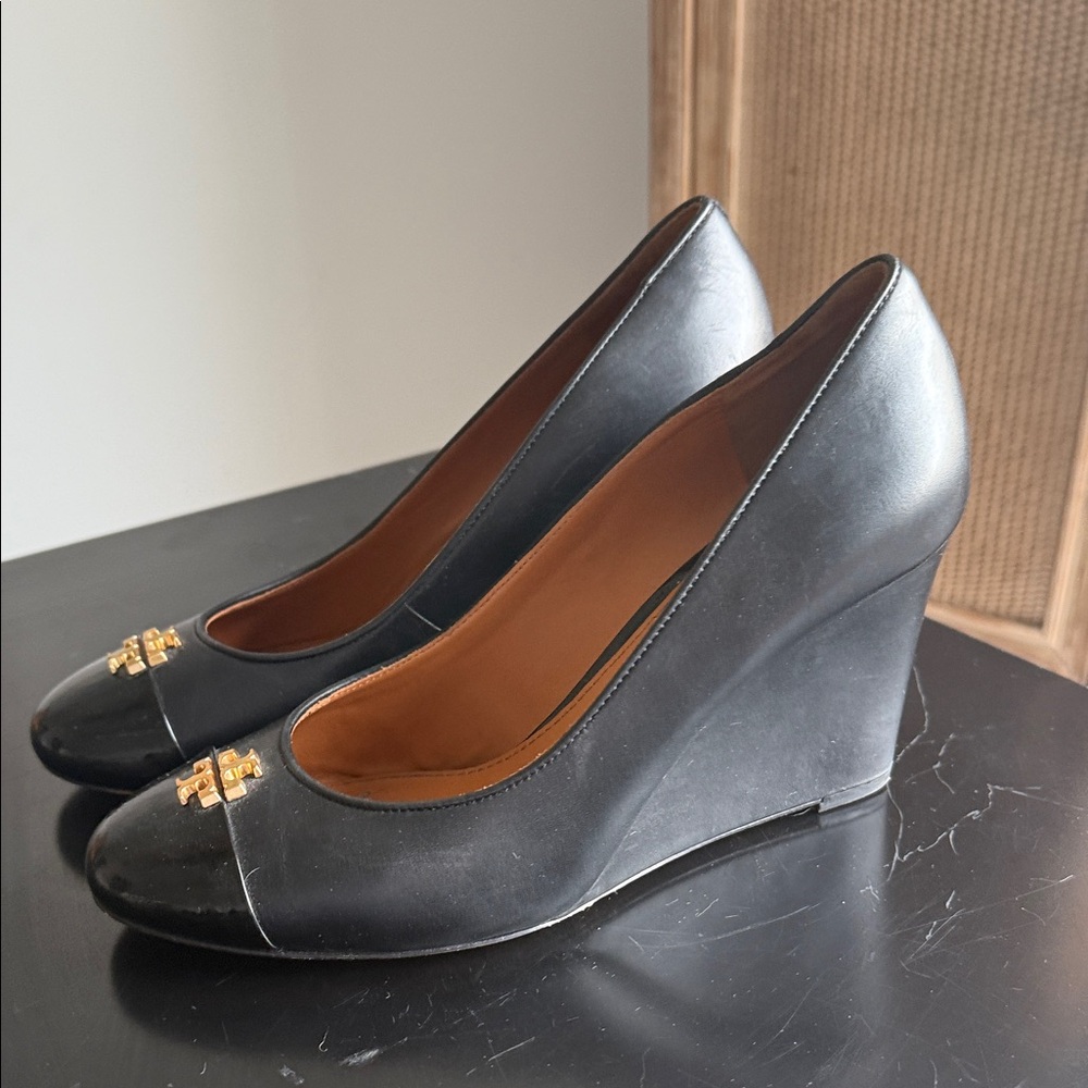 Boss Babe Wedge Pumps - Picture 7 of 9
